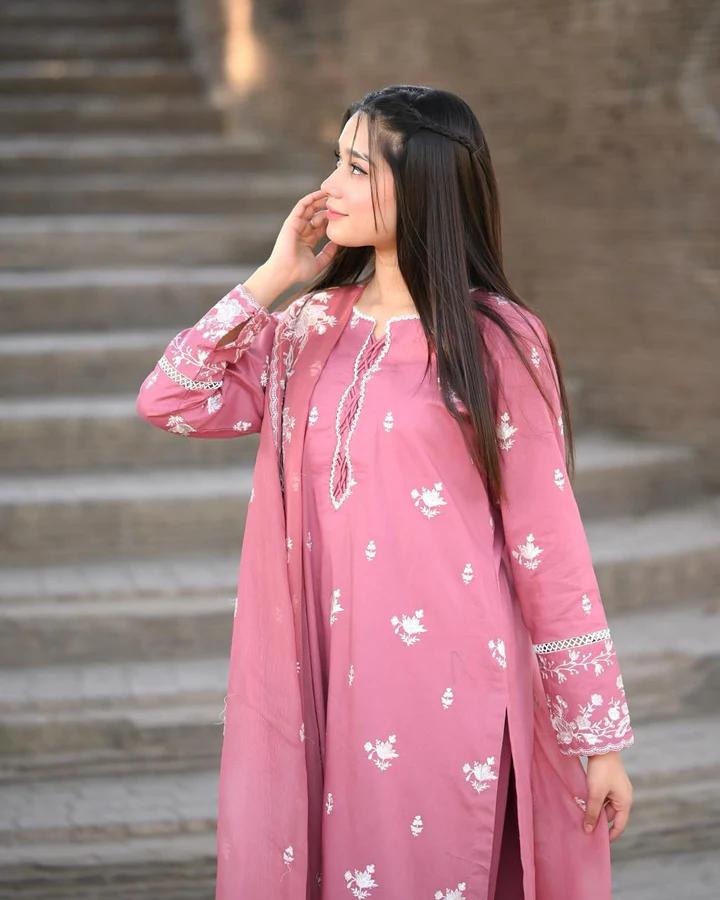 Elegant Pink Embroidered Lawn Suit – 3-Piece Unstitched