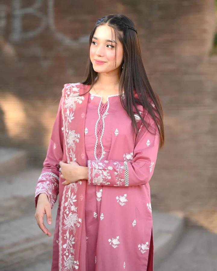 Elegant Pink Embroidered Lawn Suit – 3-Piece Unstitched